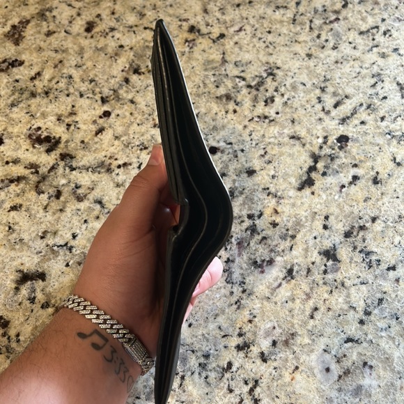 Brand new Michael Kors men’s wallet with tag. - Picture 4 of 7